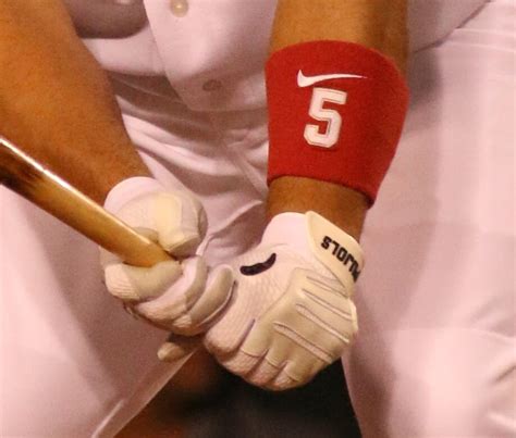 What Pros Wear: Albert Pujols’ Nike Show Batting Gloves - What Pros Wear