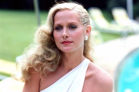 Shelley Smith, Former Model and Star of 'The Associates,' Dead at 70