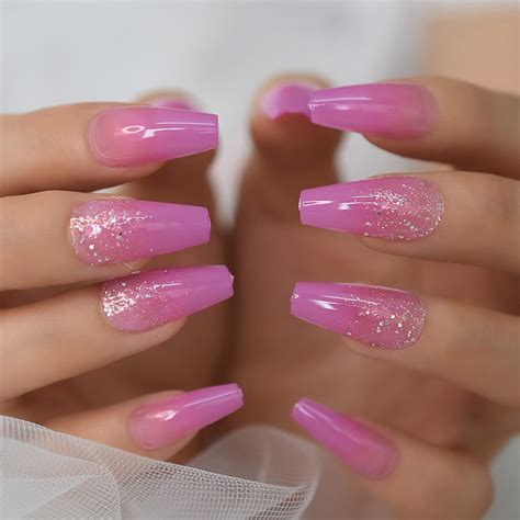 Update more than 149 light pink nails with glitter super hot - ceg.edu.vn