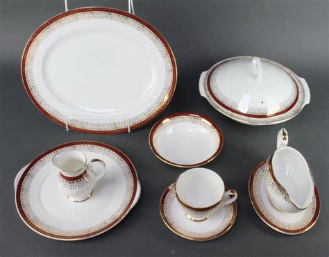 A Royal Grafton Majestic pattern part tea and dinner | 7th October 2021 | Denhams