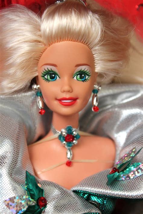Happy Holidays Barbie 1995 | Holiday barbie dolls, Barbie dolls, Christmas barbie