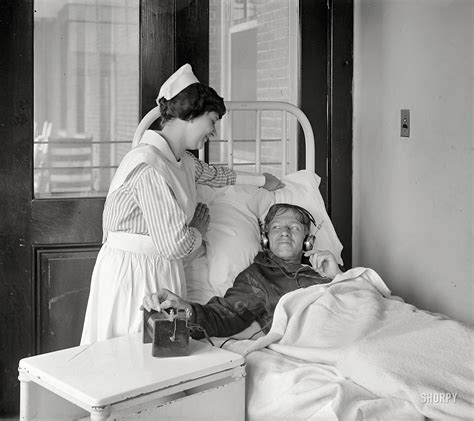 Shorpy Historical Picture Archive :: Modern Medicine: 1924 high-resolution photo