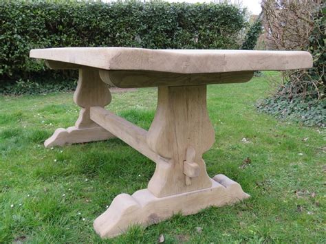 Oak Refectory Dining Table - Antiques Atlas