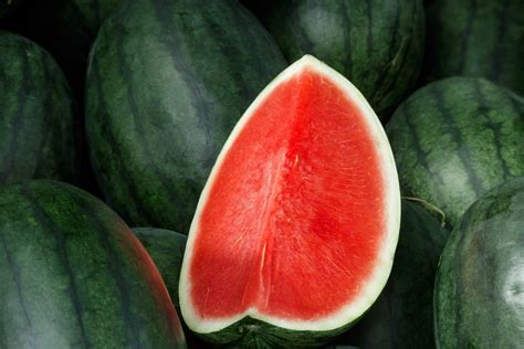 13 Watermelon Varieties (Different Types and Varieties) - ChowTray