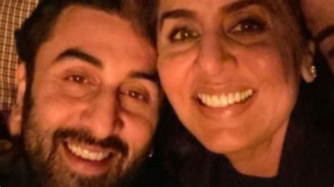 Neetu Kapoor's selfie with Ranbir, Ranveer Singh wins the internet