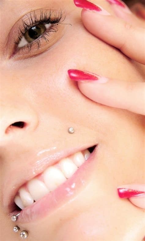 150 Awesome Monroe Piercing Ideas + Procedure Guide