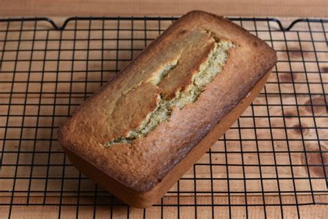 What Makes Banana Bread Dark Brown? (7 Common Causes) - Baking Kneads, LLC