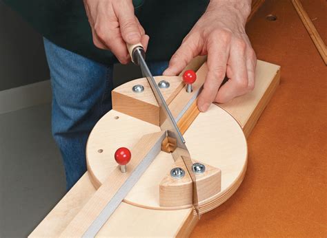 Pull Saw Miter Box | Woodworking Project | Woodsmith Plans