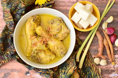 8 Resep Opor Ayam untuk Puasa dan Lebaran, Gampang dan Lezat!