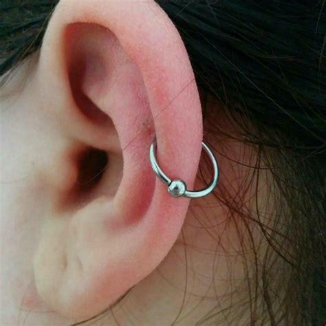 Ear Piercing Chart: 17 Types Explained (Pain Level, Price, Photo)
