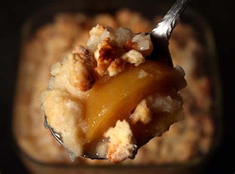 The 99 Cent Chef: Easy Peach Cobbler - Video Recipe