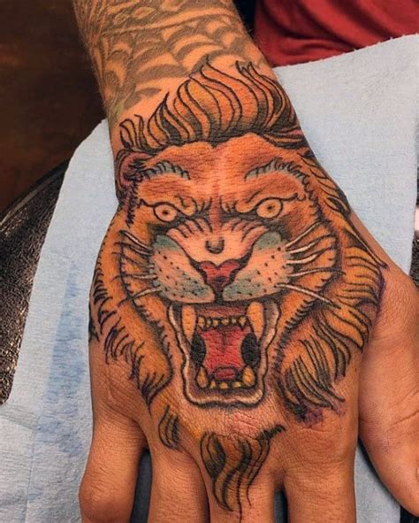 30 Traditional Lion Tattoo Designs [2024 Inspiration Guide] | Traditional lion tattoo, Lion ...