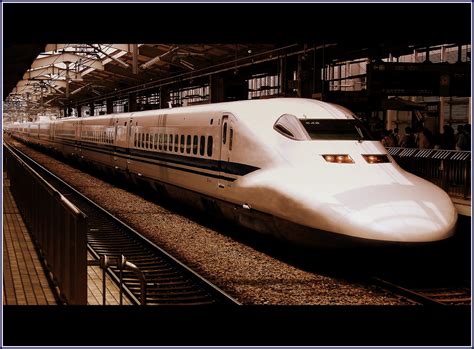 SHINKANSEN SERIES 700 BULLET TRAIN JAPAN RAILWAYS AT KYOTO… | Flickr