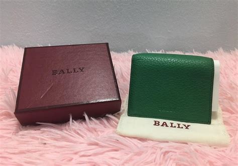 12 Best Wallet Brands to Suit Every Budget - Cherry Picks