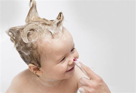 10 Effective Tips for Baby Hair Care