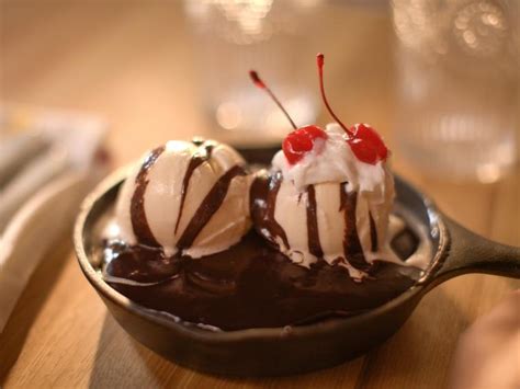 Mexican Chocolate Sundae Recipe | Ree Drummond | Food Network