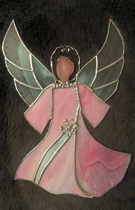 Pink stained glass angel Tiffany růžový anděl s růženínem Stained Glass Angel, Mozaic, Stained ...
