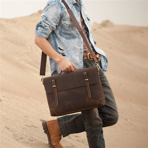 Leather Mens Messenger Bag | semashow.com