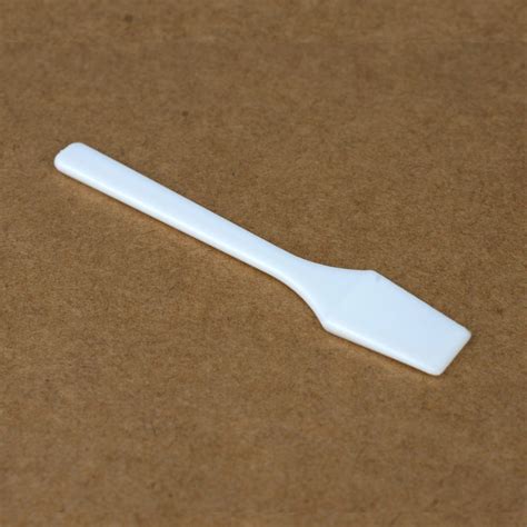 Plastic Spatula Small - 50 Pack – Essential Labs