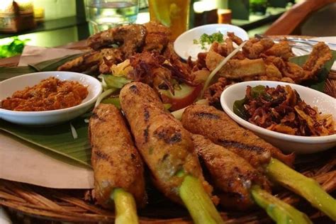 5 Balinese Foods that are Famous for Their Delicious, Unique Taste and Suitable on the Tongue ...