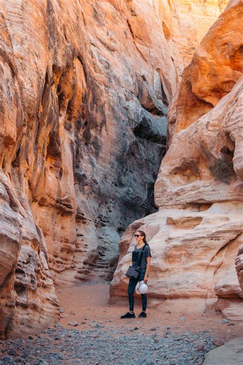 How to Hike White Domes Trail in Valley of Fire, Nevada - Roads and Destinations