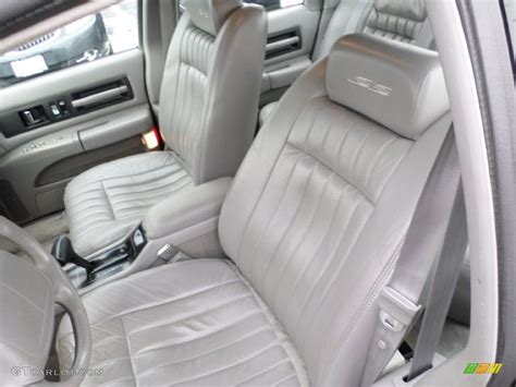 Gray Interior 1996 Chevrolet Impala SS Photo #101674110 | GTCarLot.com