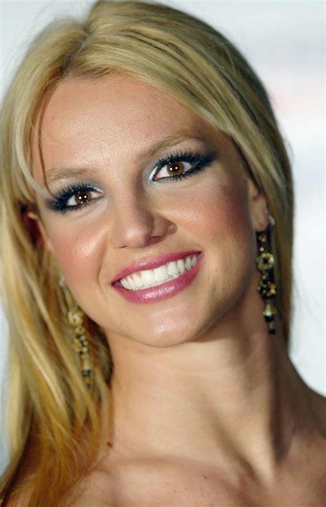 ¿Qué color de los ojos tienen Britney Spears?? - startupassembly.co