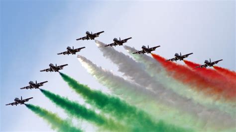 FRECCE TRICOLORI: ecco il calendario 2018 delle esibizioni e dei sorvoli in tutta Italia