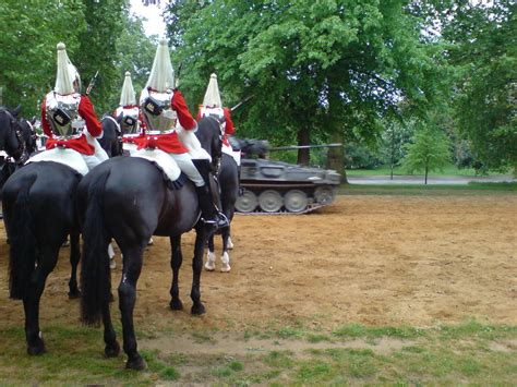File:Household cavalry Hyde Park.jpg - Wikipedia, the free encyclopedia