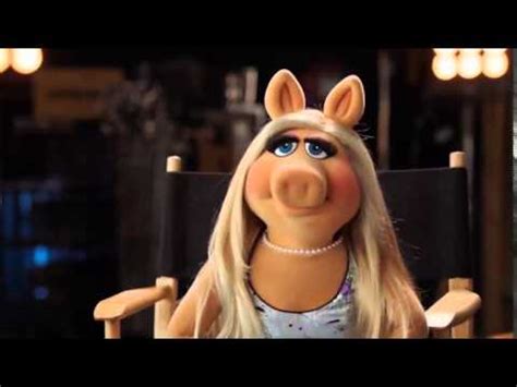 THE MUPPETS (ABC) - MISS PIGGY GETS ANGRY - YouTube