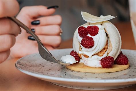 Plate of Raspberries and Cream · Free Stock Photo