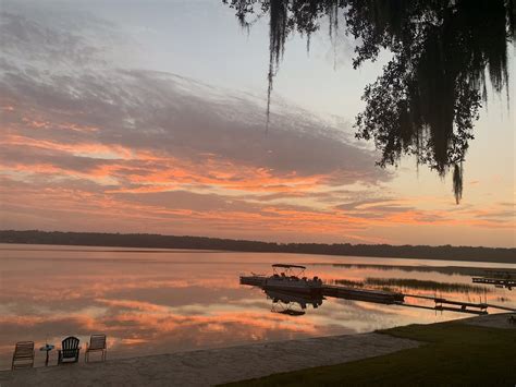 Lake Weir Florida Unveiled: Your Gateway To Waterside Bliss