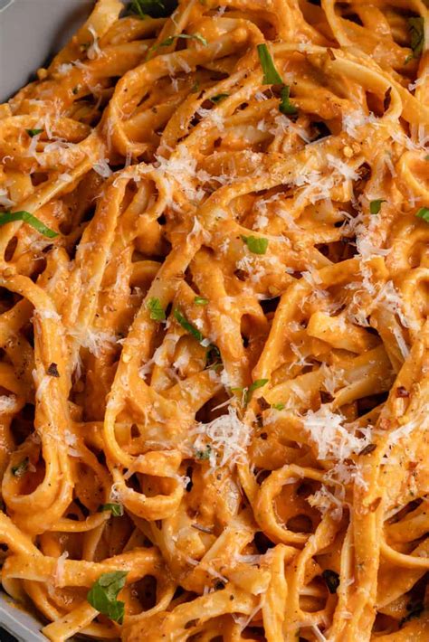 Roasted Red Pepper Pasta Sauce - Sweet Simple Vegan