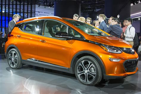 Chevy Bolt EV goes on sale nationally a month early