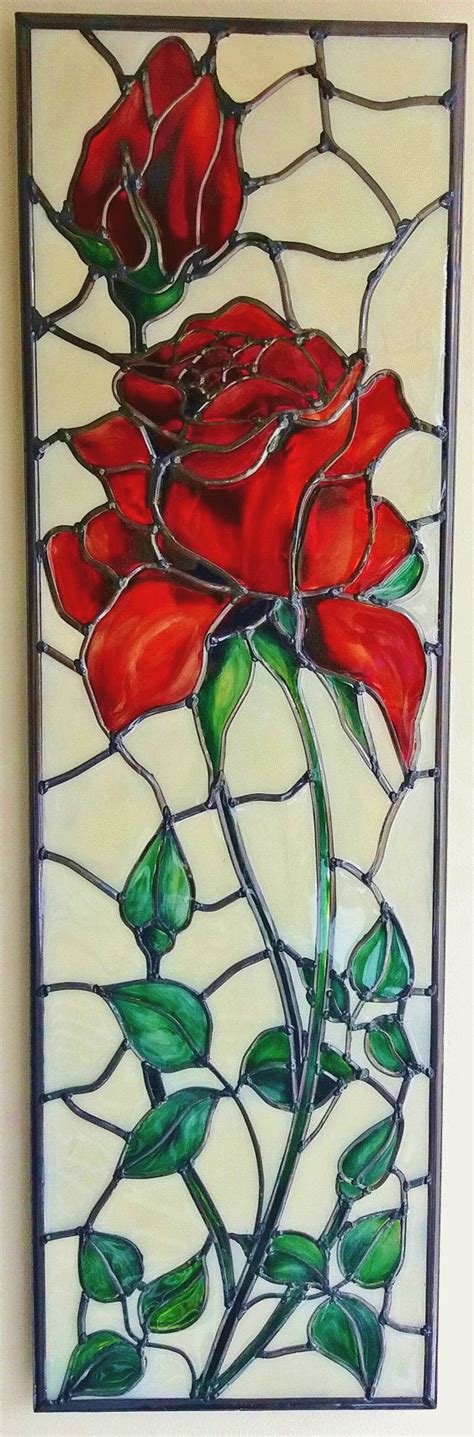 Cest une belle et élégante peint à la main, effet vitrail, panneau au plomb « Rose rouge ...