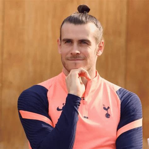 Gareth Bale Spours GIF - Gareth Bale Bale Spours - Discover & Share GIFs