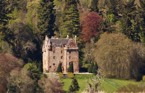 Castle Leod | Castle Leod near Strathpeffer. Taken from Blac… | Flickr