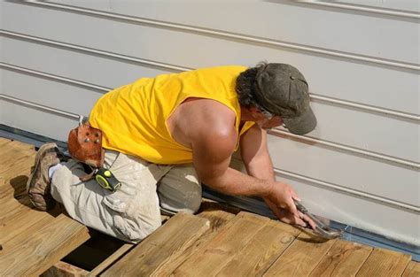 Removing and Reinstalling Aluminum Siding | Instruction and tools