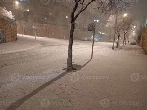 Snow in Jerusalem and the surrounding mountains 6514822 Stock Photo at ...