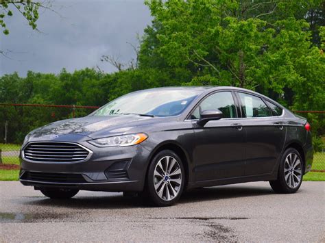 Pre-Owned 2019 Ford Fusion SE AWD 4D Sedan