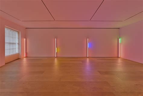 Dan Flavin: ‘colored fluorescent light’ at David Zwirner review