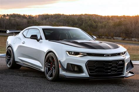 Chevrolet Camaro ZL1 1LE (2018, sixth generation) photos | Between the Axles