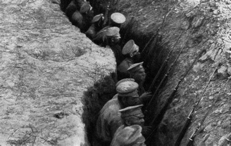 Powerful WW1 Photos That Reveal The Carnage And Tragedy