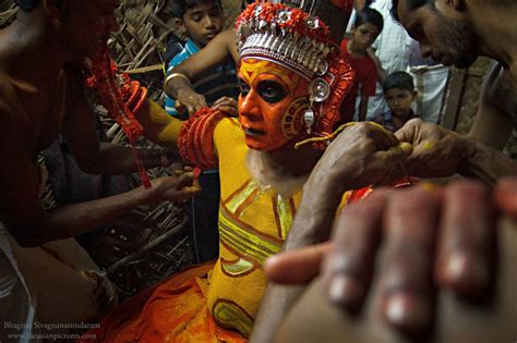 Asian Travel Photographer: Theyyam Festival - Kasaragod, Kannur - Kerala