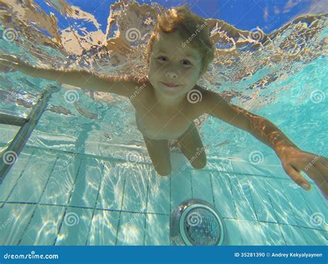 Little Child Swimming Under Water in Pool Stock Photo - Image of ...