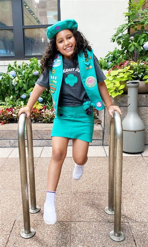 Official Girl Scout Daisy Uniform