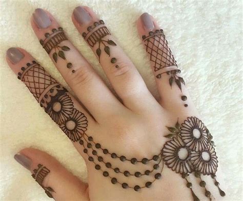 Tasmim Blog: Mehndi Ka Design Aur Simple Mein