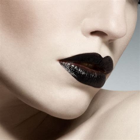 11 Best Black Lipsticks 2019 - Dark and Dramatic Lipstick Shades