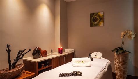 Rejuvenate and relax at our Rainforest Day Spa | Radisson Blu Hotel ...