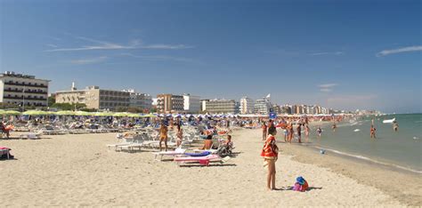 Spiagge di Milano Marittima, libere, attrezzate, stabilimenti vip